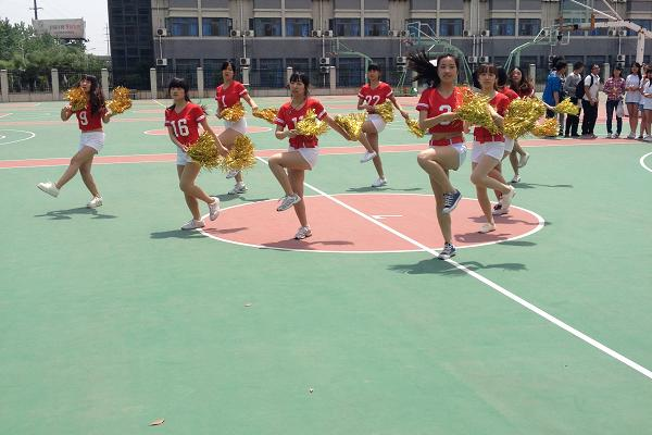 炫舞青春 热力飞扬——记水果派
第二届啦啦操比赛