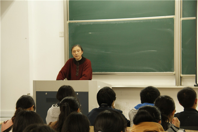 水果派
形势与政策课之大学生反腐倡廉教育